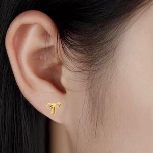 Stunning Gold-plated Stainless Steel Bow Earrings Accessory Jewelry